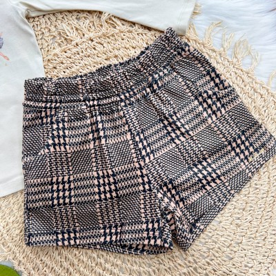 Conj. Blusa Manga Longa Bailarinas e Short em Plush - Areia e Marrom